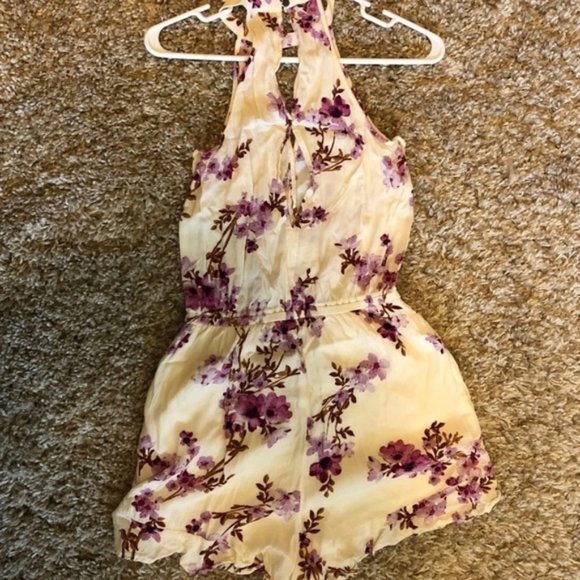 American Eagle Halter Romper - Picture 4 of 7